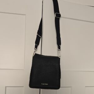 Calvin Klein Black Textured Shoulder Bag